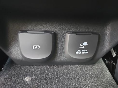 Used 2026 Genesis GV70 3.5T Sport Prestige image 29