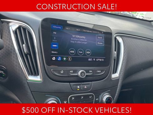 Used 2020 Chevrolet Malibu LT w/ Midnight Edition FWD image 19