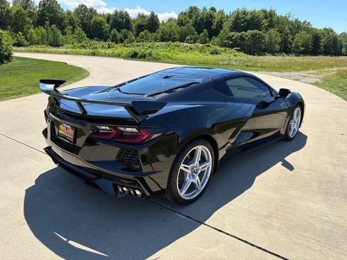 Used 2023 Chevrolet Corvette Stingray Preferred Cpe w/ Stealth Interior Trim Package RWD image 9