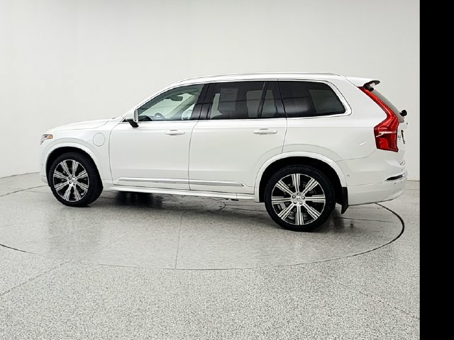 Certified 2025 Volvo XC90 T8 Plus w/ Protection Package Premier AWD/4WD image 7