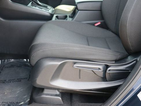 Used 2025 Honda CR-V LX image 10