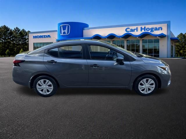 Used 2024 Nissan Versa S w/ Trunk Package FWD image 5