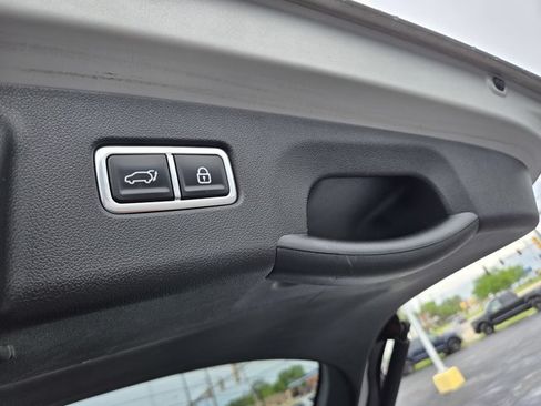 Used 2022 Kia Sorento SX Prestige AWD/4WD image 36