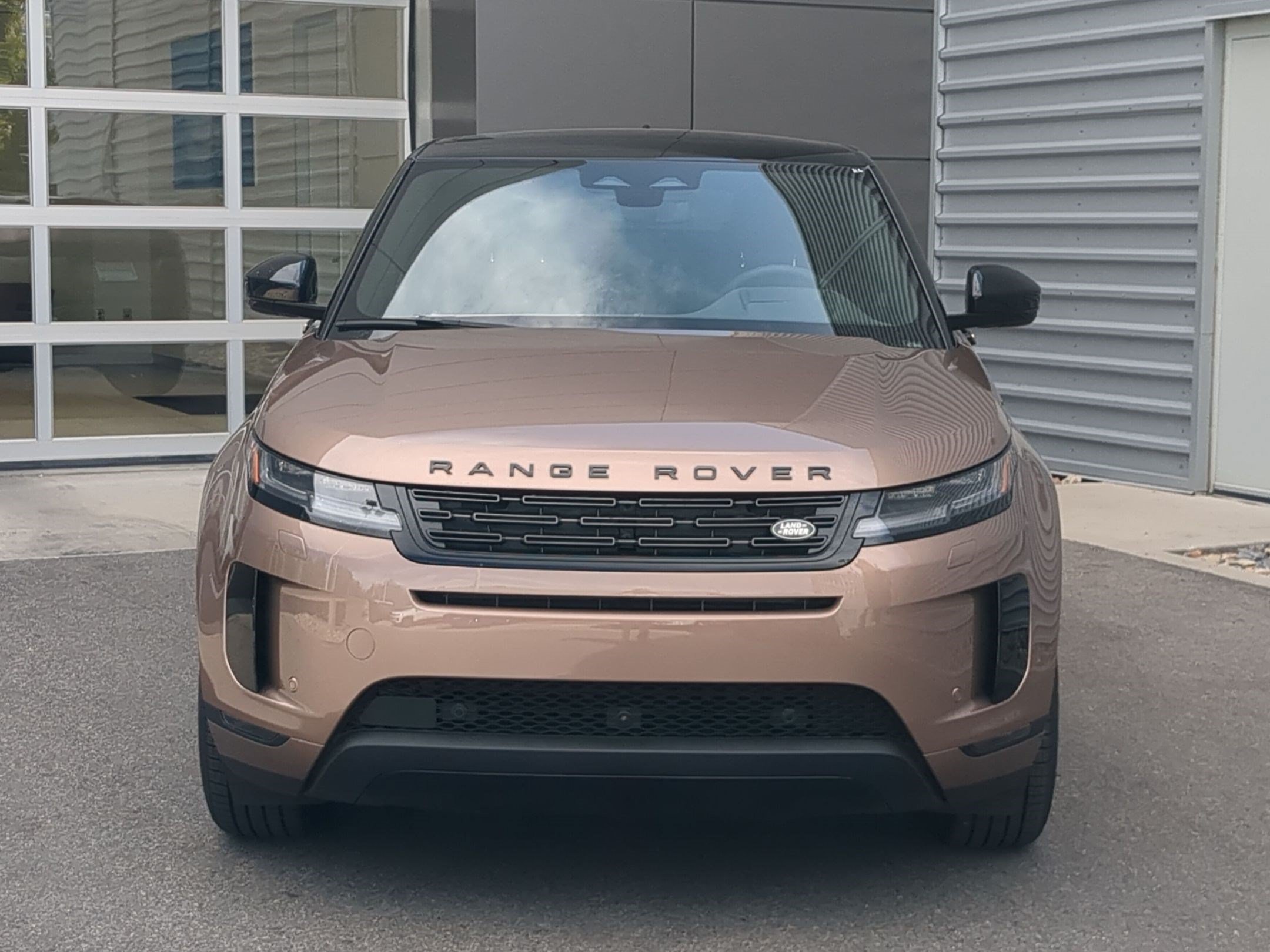New 2026 Land Rover Range Rover Evoque S AWD/4WD image 2