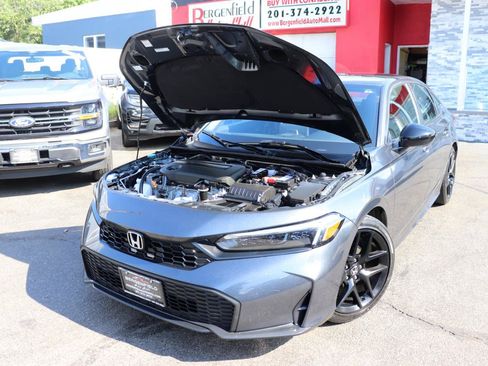Used 2025 Honda Civic Sport image 49