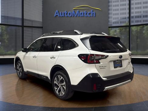 Used 2022 Subaru Outback Touring w/ Popular Package #2 image 8