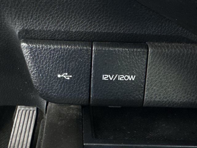 Used 2024 Toyota Camry LE w/ Convenience Package FWD image 21