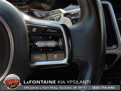 Used 2023 Kia Sorento EX image 18