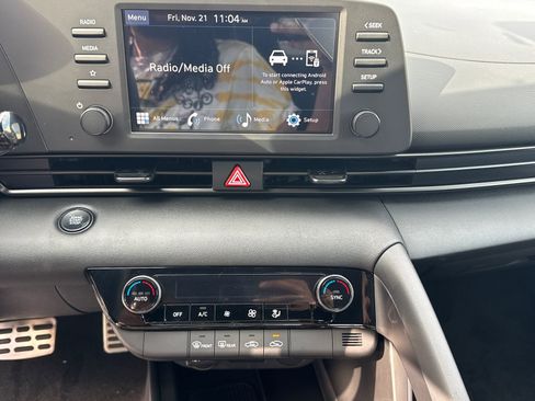 New 2026 Hyundai Elantra Sport image 28