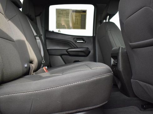 Used 2025 GMC Canyon Elevation image 10