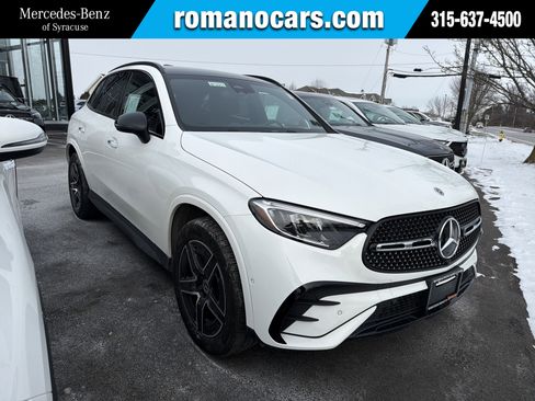 Used 2026 Mercedes-Benz GLC 300 4MATIC image 1