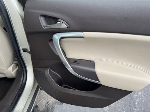 Used 2016 Buick Regal image 23