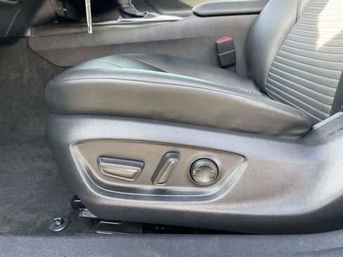 Used 2023 Toyota Camry SE image 20
