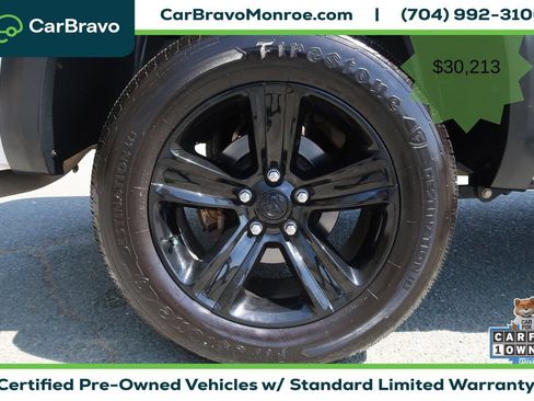 Used 2024 RAM 1500 Warlock AWD/4WD image 36