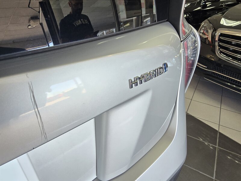 Used 2016 Toyota Prius Two FWD image 33