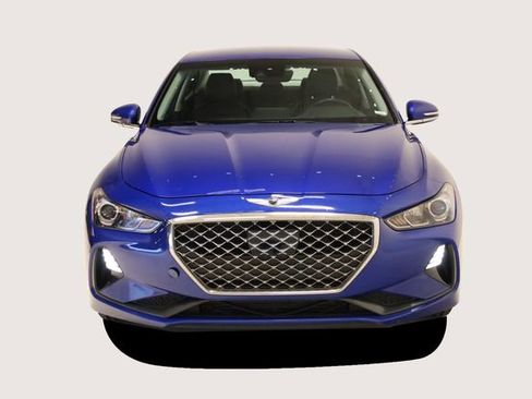 Used 2019 Genesis G70 2.0T Advanced image 3