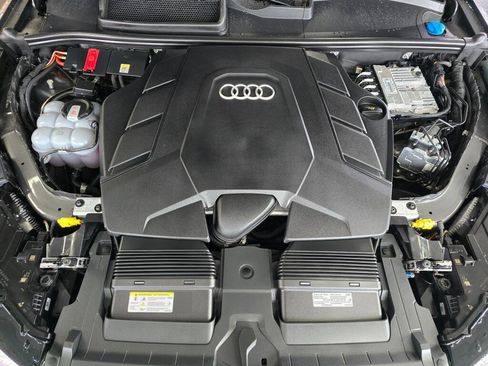 Used 2025 Audi Q7 3.0T Premium Plus image 9