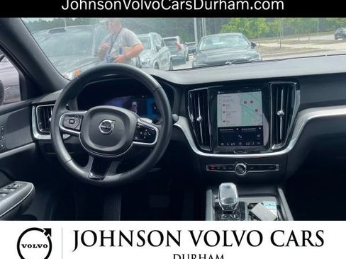Used 2024 Volvo S60 B5 Plus AWD/4WD image 8