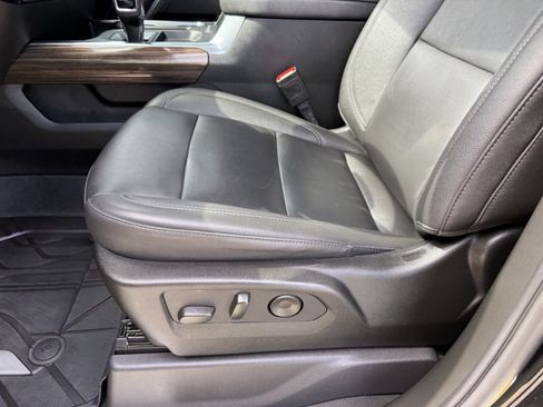 Used 2025 Chevrolet Silverado 1500 RST AWD/4WD image 28