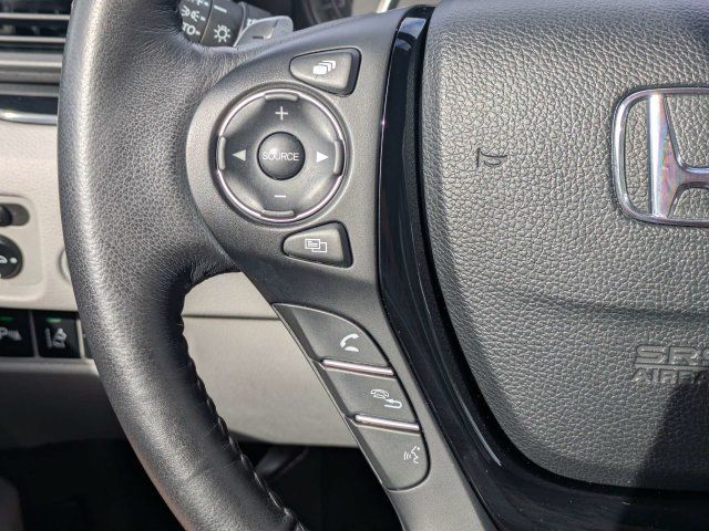 Used 2017 Honda Pilot Touring image 29