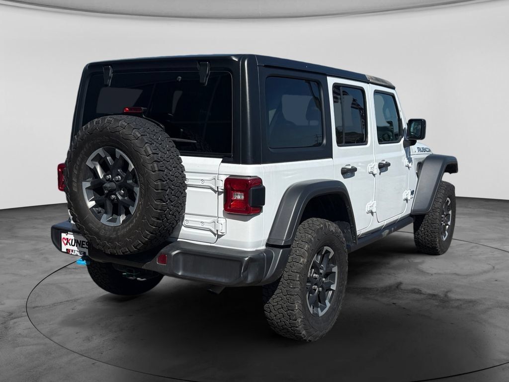 Used 2024 Jeep Wrangler Unlimited Rubicon 4xe AWD/4WD image 5