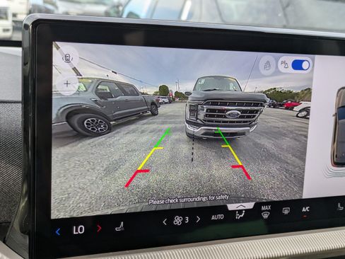 New 2026 Ford Explorer Active RWD image 27