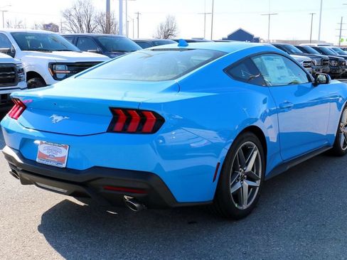 New 2026 Ford Mustang Coupe RWD image 5