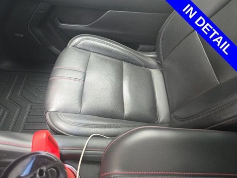 Used 2021 Chevrolet Tahoe RST w/ Luxury Package AWD/4WD image 11