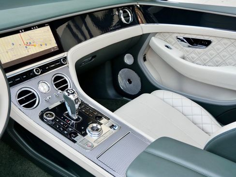 Used 2022 Bentley Continental GT Mulliner image 19