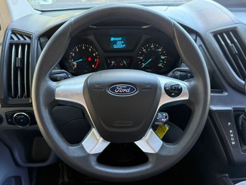 Used 2019 Ford Transit 250 148 Medium Roof RWD image 11