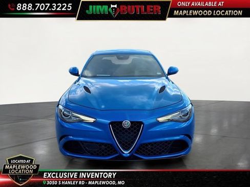 Used 2018 Alfa Romeo Giulia Quadrifoglio w/ Driver Assist Dynamic Package RWD image 24