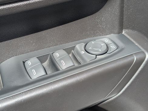Certified 2023 Chevrolet Silverado 1500 Custom RWD image 19