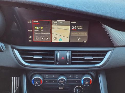 Used 2023 Alfa Romeo Giulia Veloce image 22