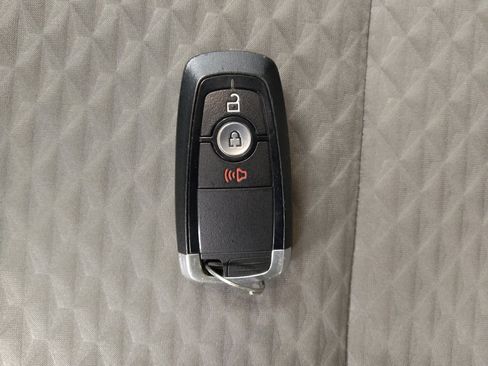 Used 2022 Ford Escape SE AWD/4WD image 32
