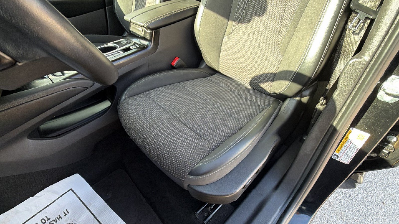 Used 2023 Buick Envision Preferred w/ Sport Touring Package FWD image 12
