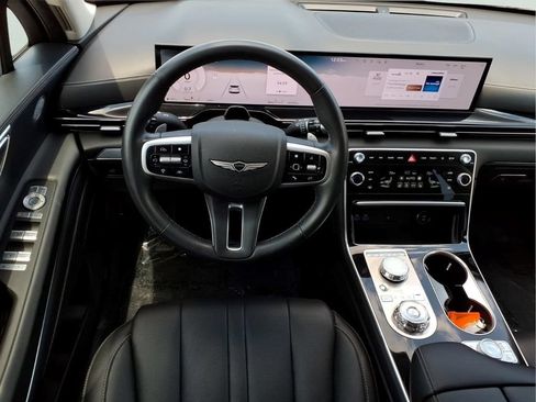 Used 2025 Genesis GV80 2.5T Standard AWD/4WD image 9