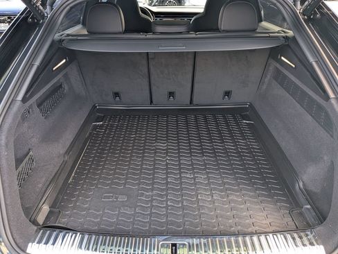 Used 2025 Audi SQ8 Premium Plus AWD/4WD image 30