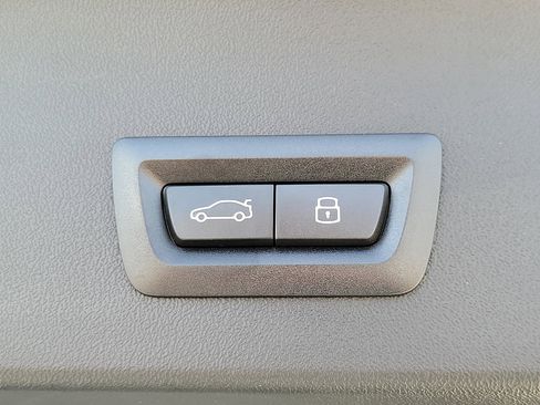 New 2025 BMW X3 xDrive30i w/ Premium Package AWD/4WD image 10
