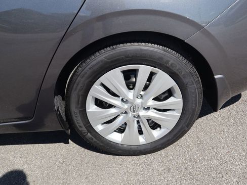 New 2025 Nissan Sentra S image 9