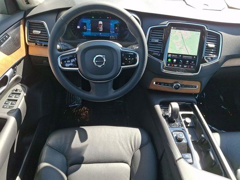 Certified 2024 Volvo XC90 T8 Plus w/ Protection Package Premier AWD/4WD image 13