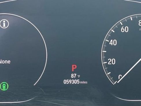 Used 2018 Honda Accord Touring image 19