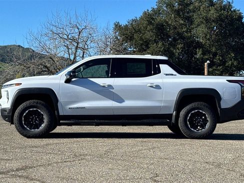 New 2026 Chevrolet Silverado EV Trail Boss image 7