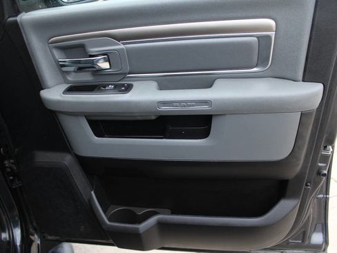 Used 2018 RAM 1500 Big Horn image 7