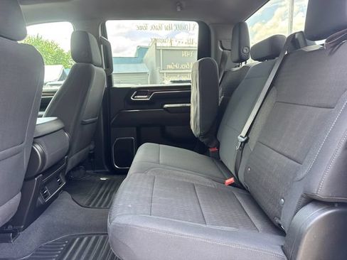 Used 2024 Chevrolet Silverado 2500 LT AWD/4WD image 11