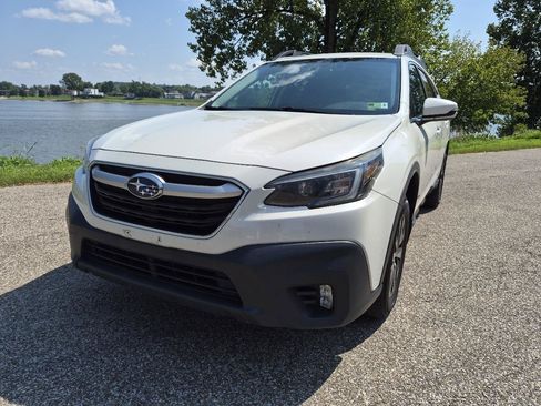 Used 2020 Subaru Outback Premium AWD/4WD image 5