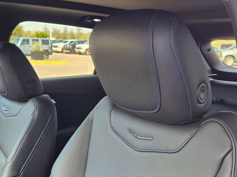 Certified 2025 Cadillac XT4 Sport w/ Cold Weather Package image 12