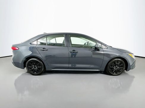 Used 2024 Toyota Corolla LE FWD image 4