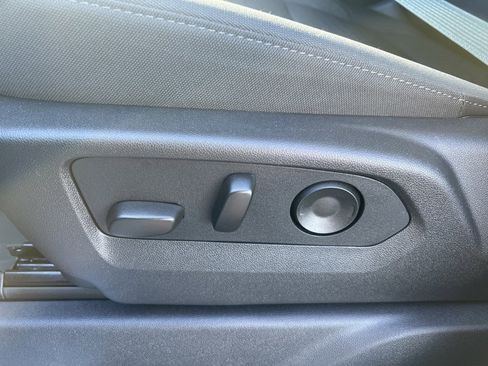 New 2026 Chevrolet Silverado 1500 LT w/ Z71 Off-Road Package image 14