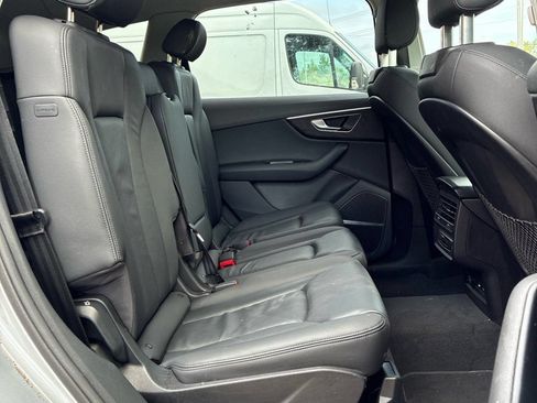 Used 2022 Audi Q7 3.0T Premium Plus AWD/4WD image 12