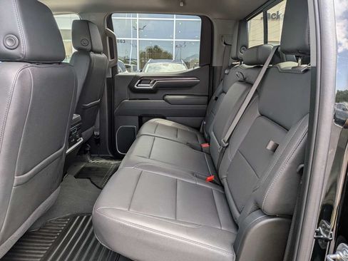 Used 2025 Chevrolet Silverado 1500 LTZ w/ Technology Package AWD/4WD image 12